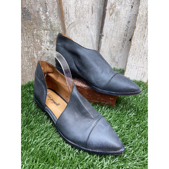 Free People Royale Flat Gray Black Leather Pointed Flats Women's EU38 US 8 - Picture 1 of 9